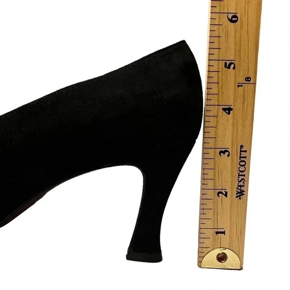 Stuart Weitzman Contemporary Black Suede Heels Size 7 Office Career - Picture 10 of 11